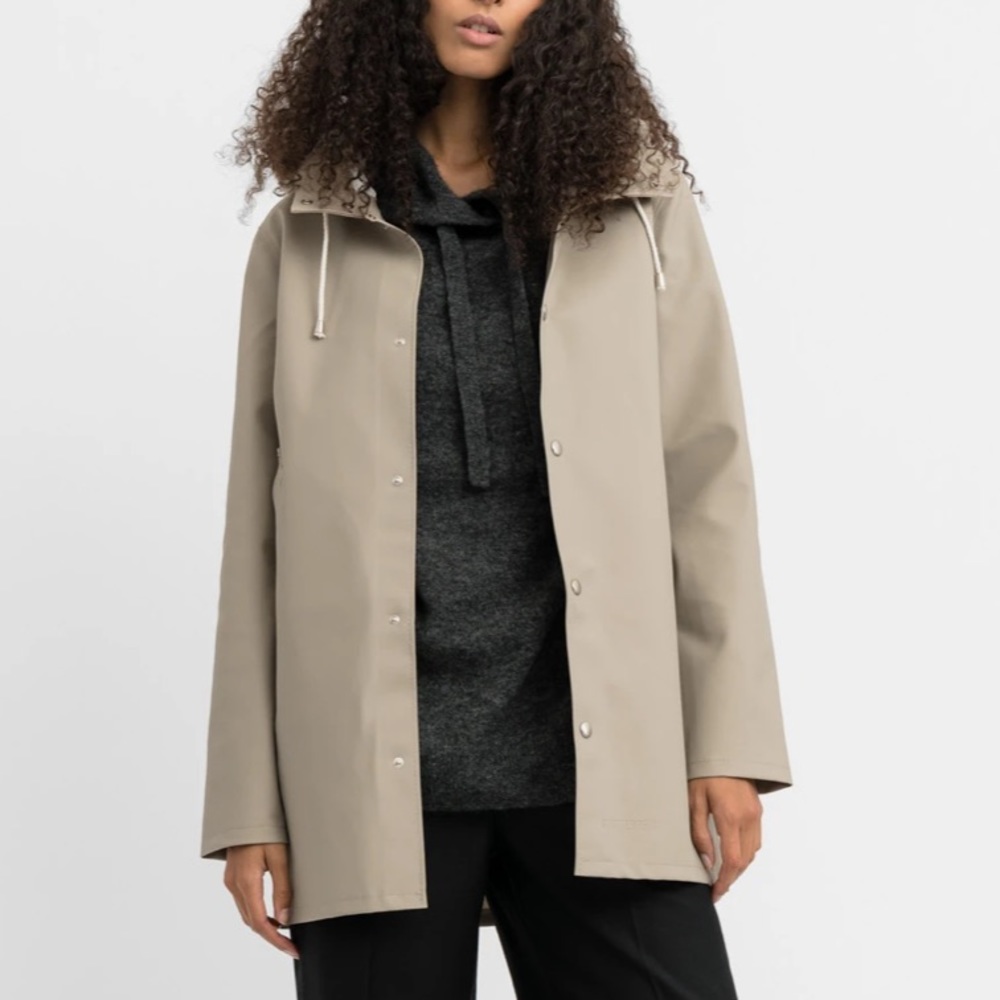 NWT - STUTTERHEIM Stockholm Rain Coat Jacket in POTATO XXXS